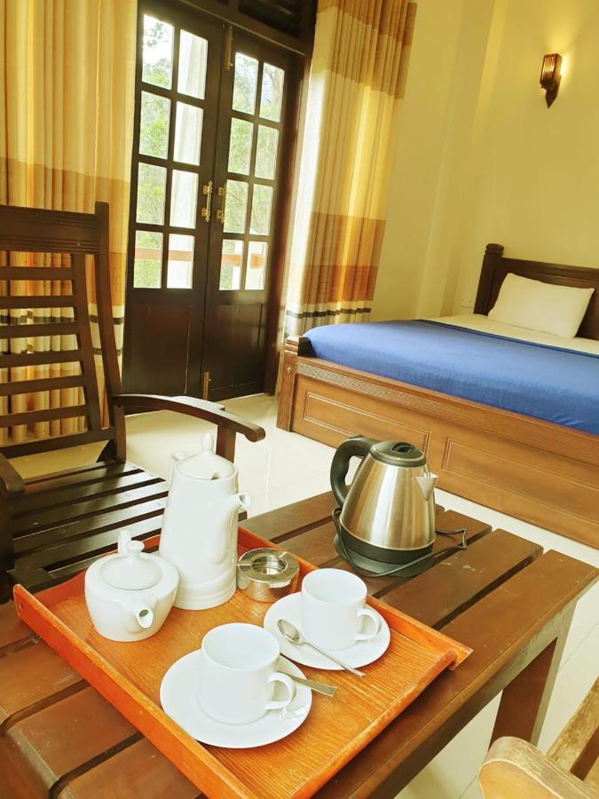 Delhousie Hotel Nallathanniya Ngoại thất bức ảnh