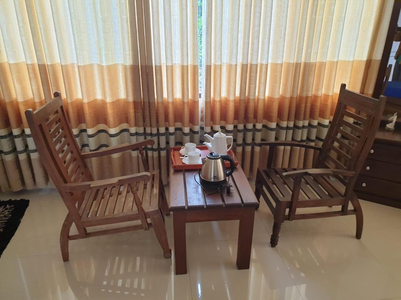 Delhousie Hotel Nallathanniya Phòng bức ảnh