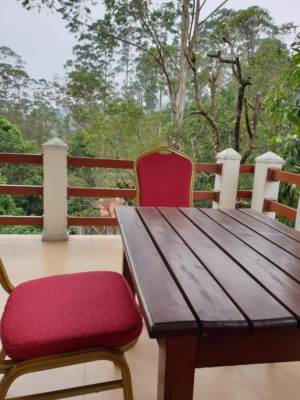Delhousie Hotel Nallathanniya Phòng bức ảnh